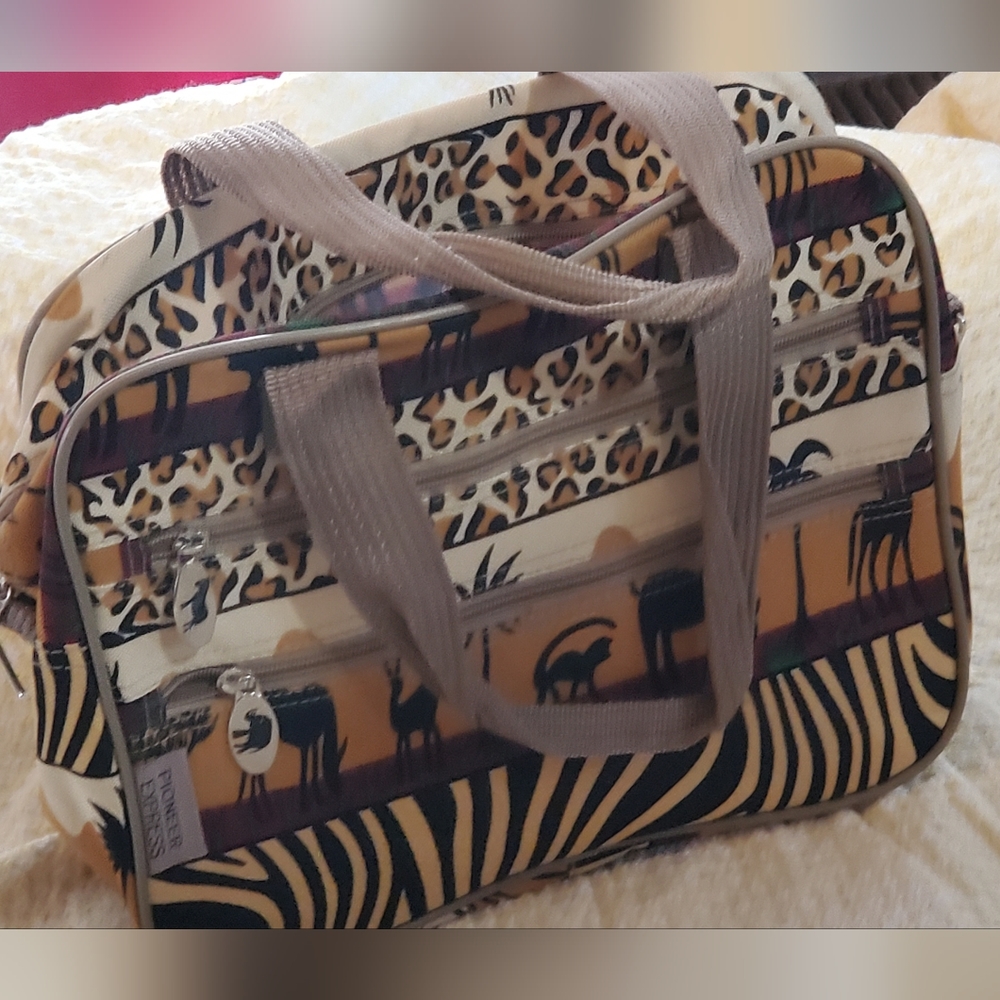 Pioneer Express travel bag like new